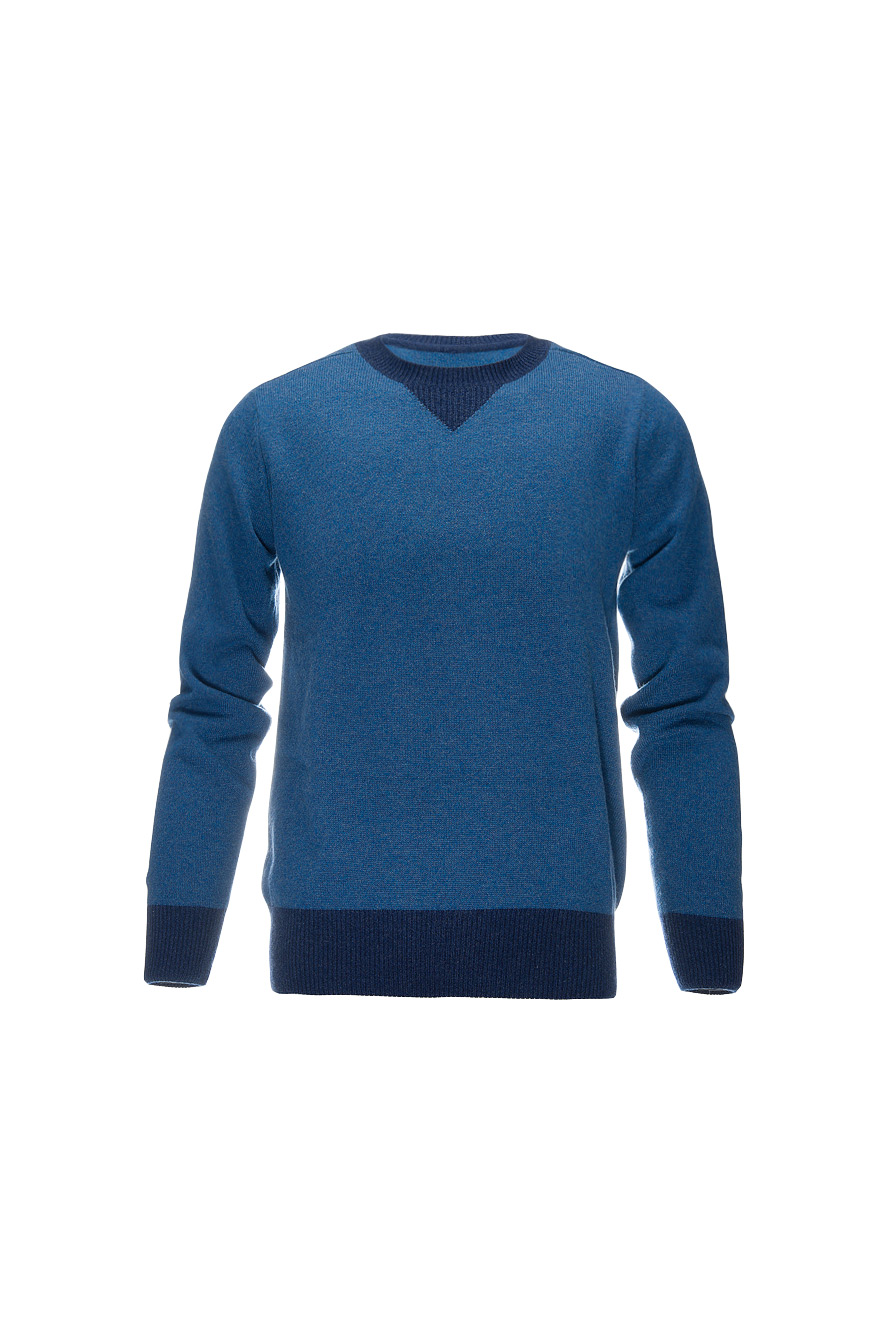 蓝色圆领羊绒衫